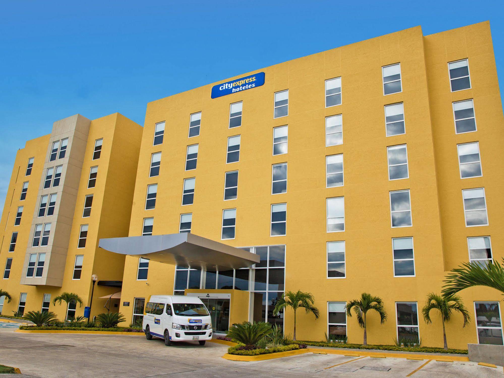 City Express By Marriott Reynosa Aeropuerto Exteriör bild